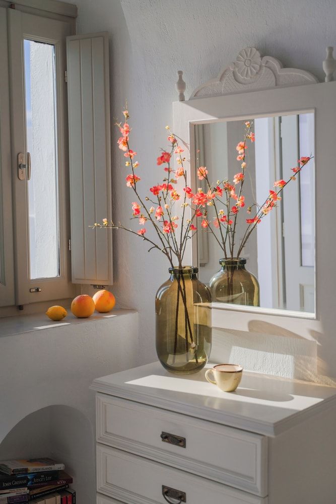 Spitia Tzitzi Traditional Two-Bedroom Suite with Outdoor Plunge Pool 4