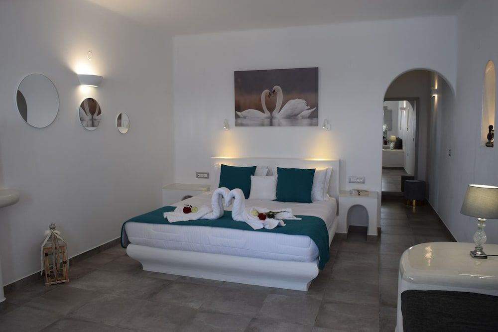 undefined Vitsentzos Suites 6