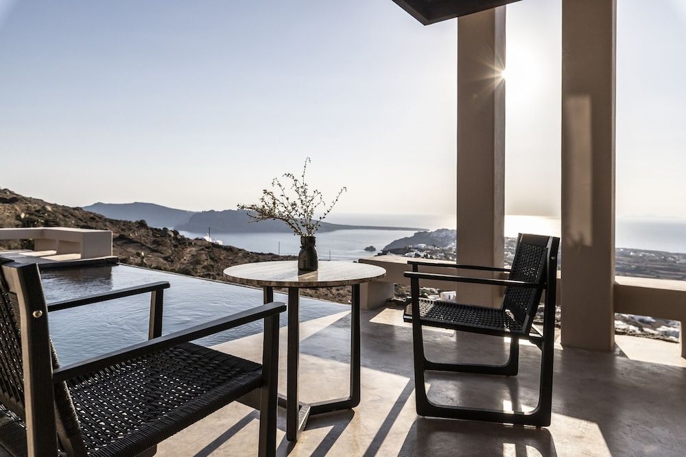 undefined Nimbus Santorini