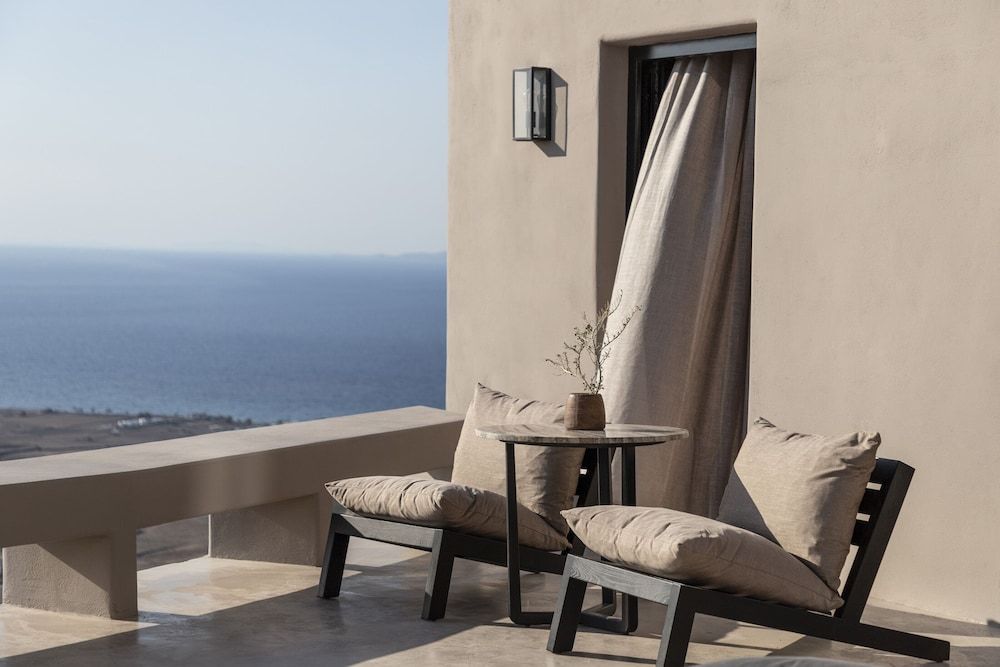 undefined Nimbus Santorini 3