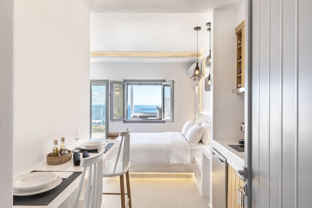 La Estrella 4 Suites with Sea View & 4 Prive Hot Tub Poseidonas Suite 3