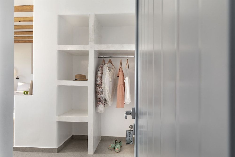 La Estrella 4 Suites with Sea View & 4 Prive Hot Tub Maistros Suite 10