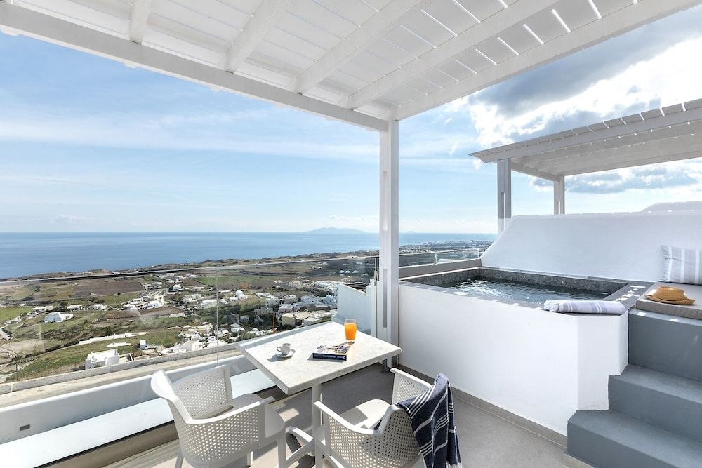 La Estrella 4 Suites with Sea View & 4 Prive Hot Tub Maistros Suite 8