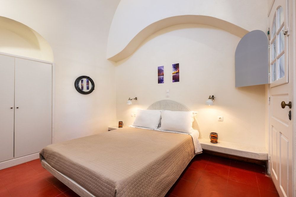 undefined Day One Fira Mansion 6