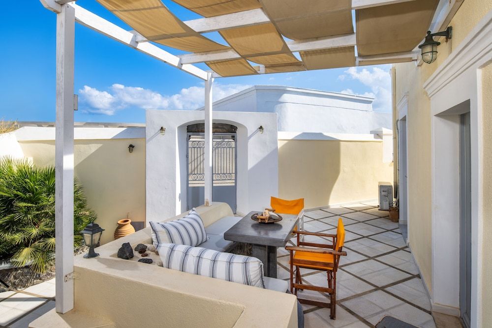 undefined Day One Fira Mansion 8