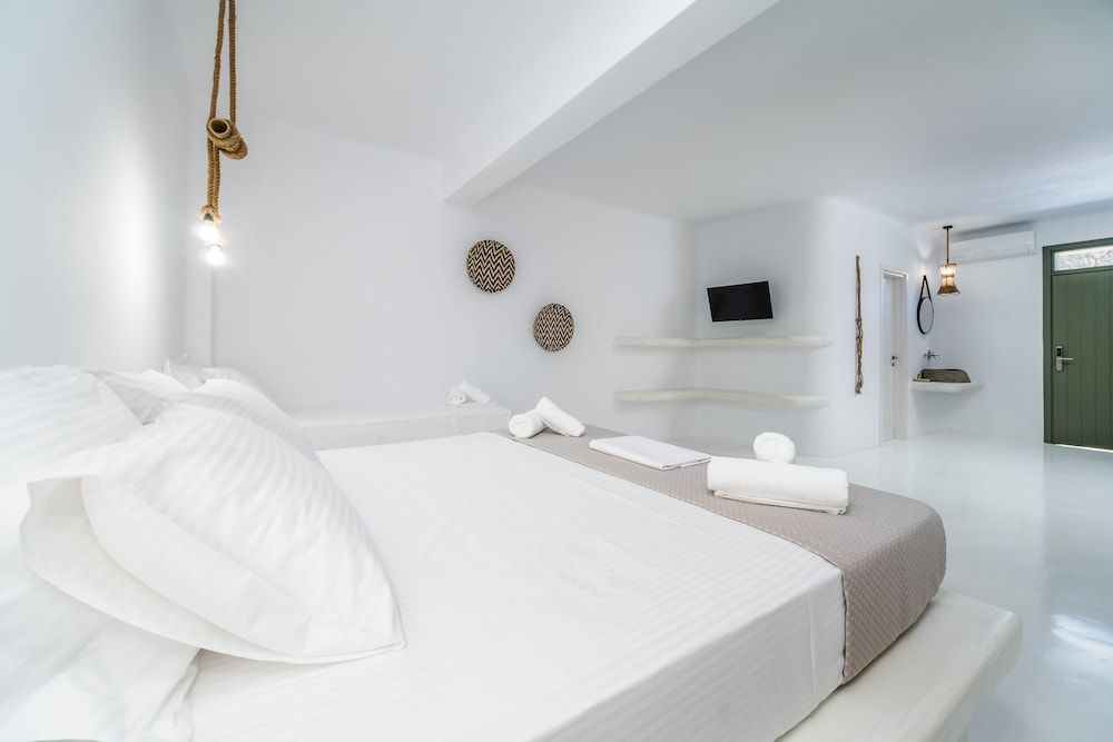 Amethyst Luxury Suites Grand Suite 17