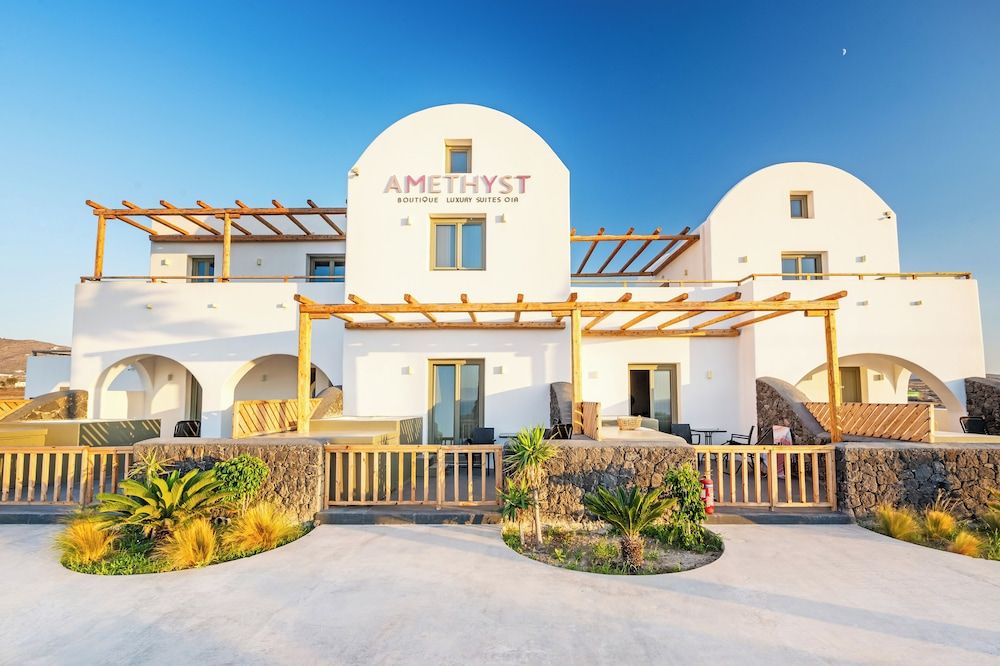 undefined Amethyst Luxury Suites 7