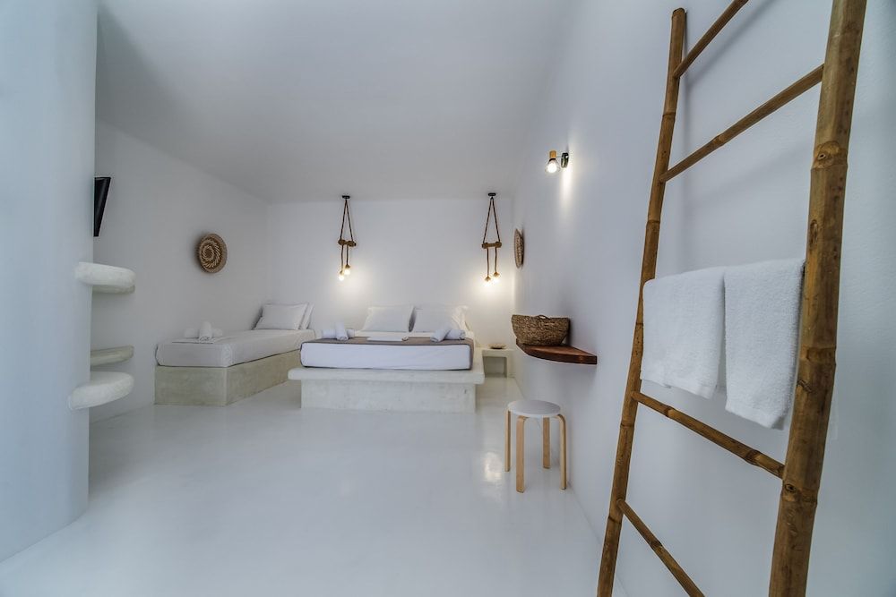 Amethyst Luxury Suites Grand Suite 9