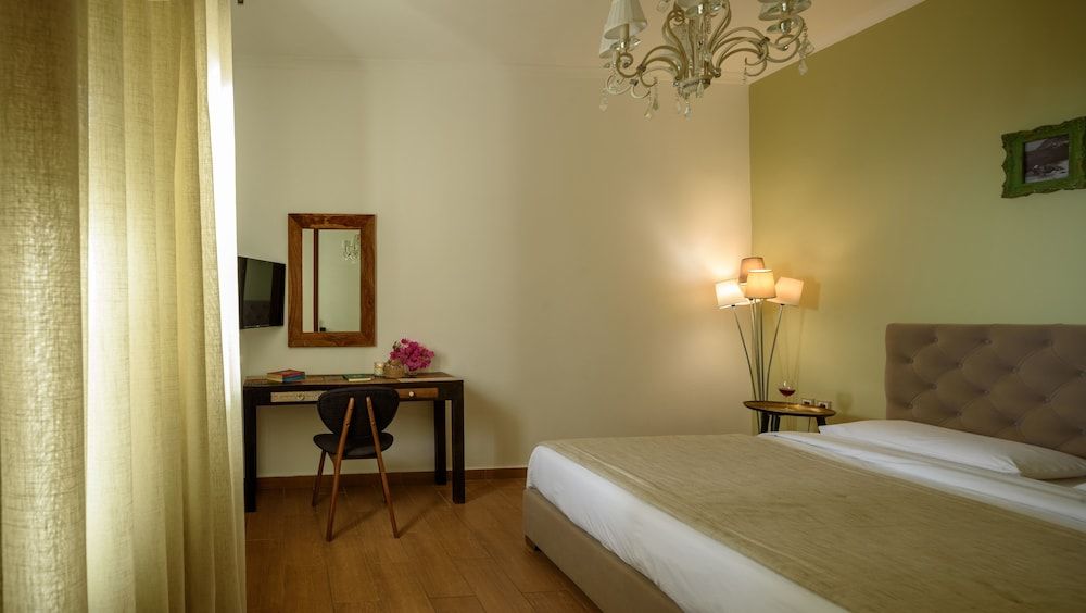 undefined Suite Home Santorini 4