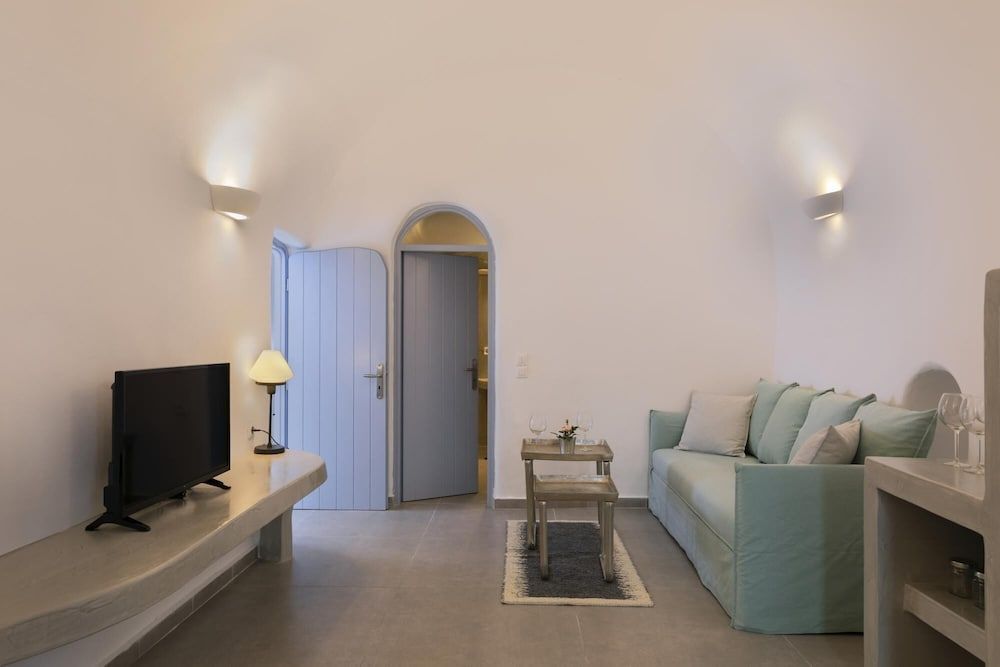 undefined Ammoudi Sunset Cave Santorini 5