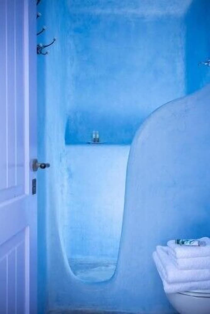 Blue Windmill Villa in Imerovigli Villa 17