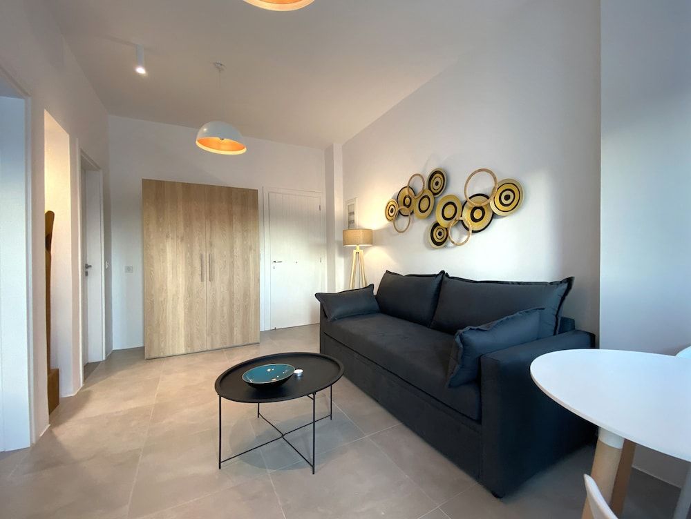 Marton Perissa Deluxe Apartment 10