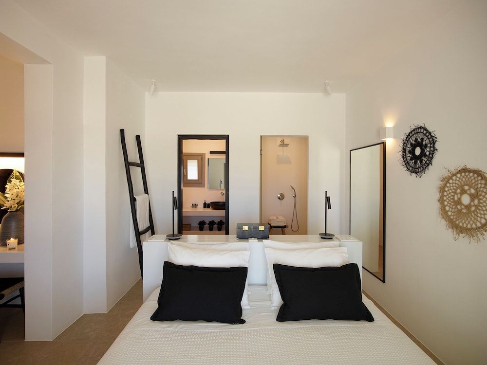 Deluxe suite 9 with Patio