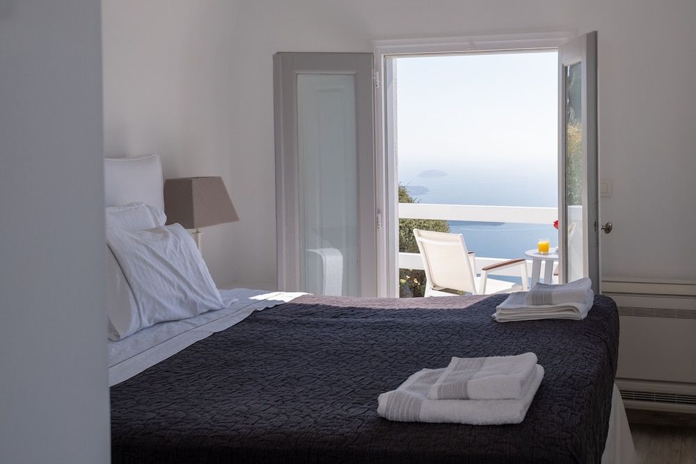 Anemos Cave Suites Junior Double Room, 1 Double Bed, Sea View 3