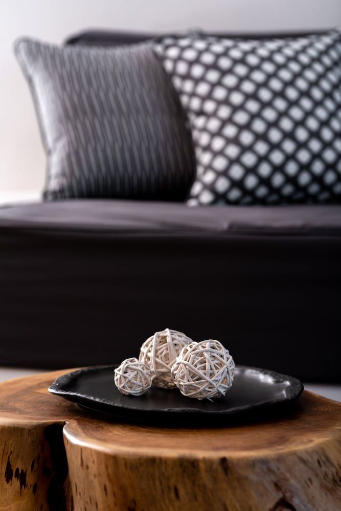 Neoma Luxury Suites Luxury Apartment, 1 King Bed with Sofa bed, Ocean View 4