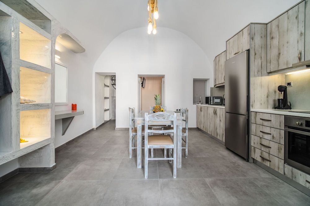 undefined Villa Brouzos 7
