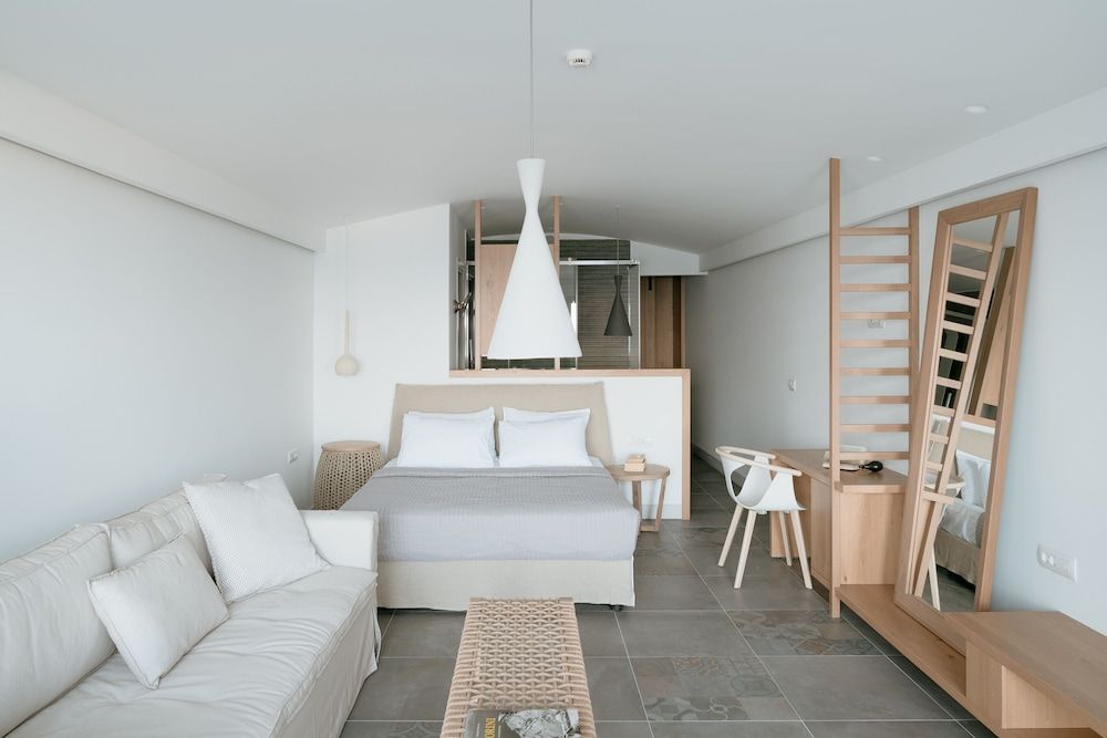 undefined Mon Signor