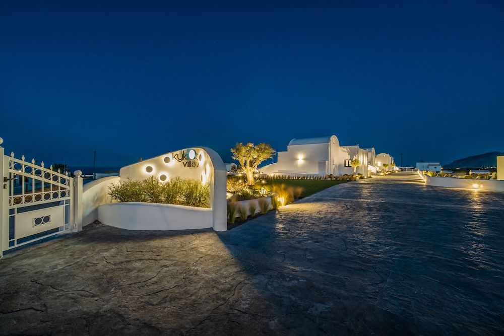 undefined Kyklos luxury Villas with private pool 8