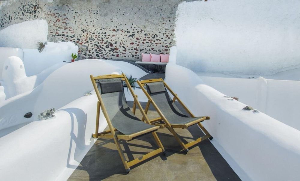 Two Bedroom Villa With Private Indoor Cave Pool Villa 10