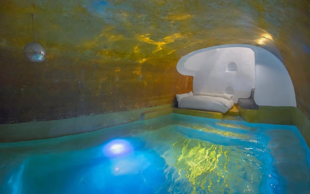 Two Bedroom Villa With Private Indoor Cave Pool Villa 19