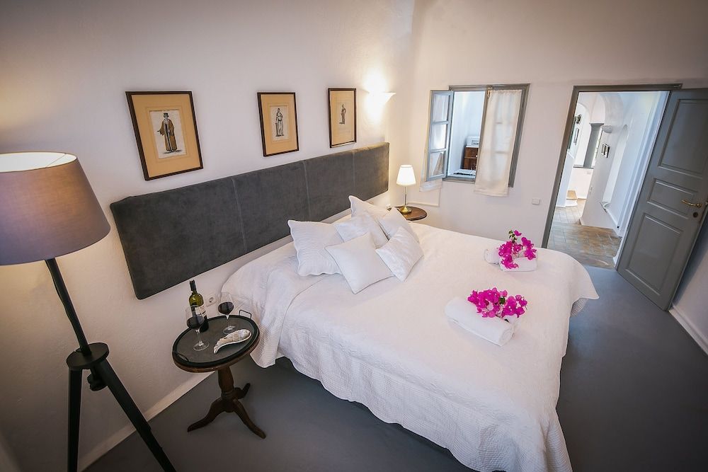 undefined Azure Villa Santorini 8