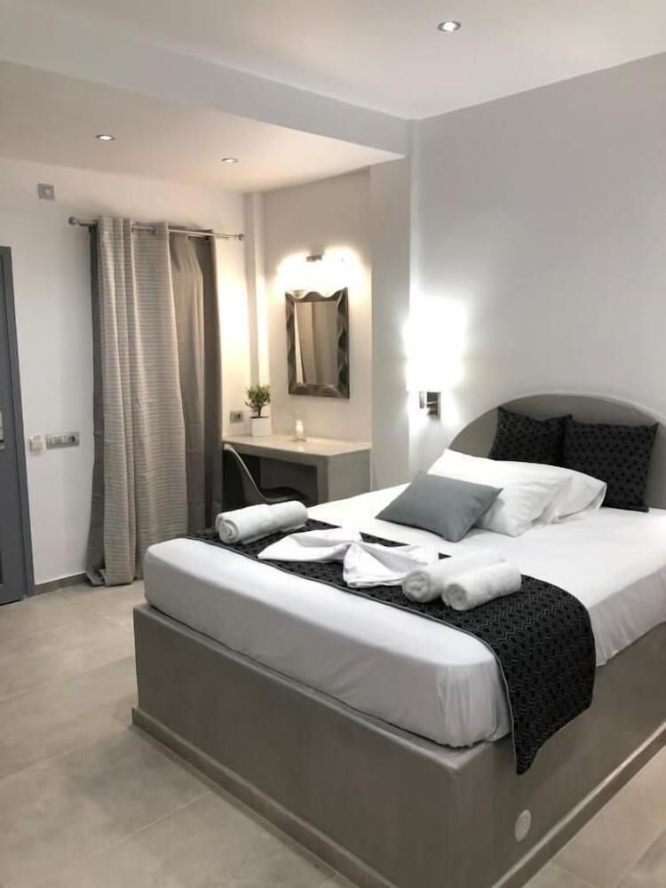 undefined Potamida Suites 10