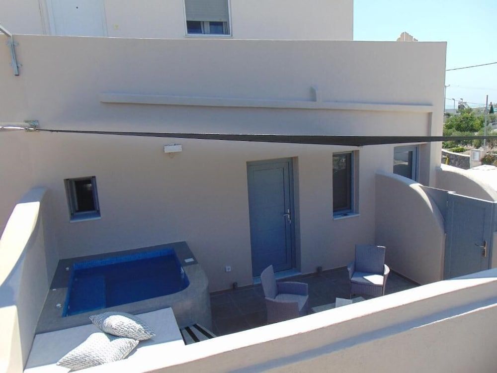 undefined Potamida Suites 3