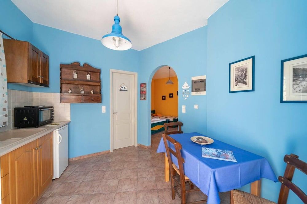 undefined Santorious Flower Covered Apartment 5