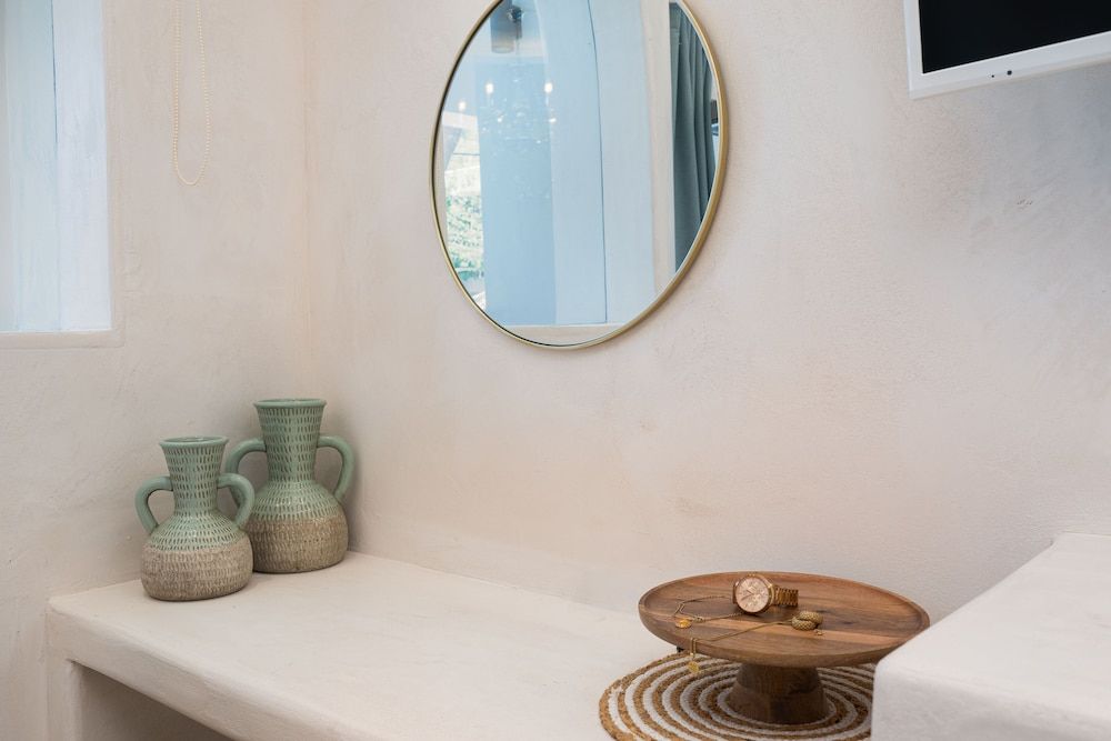 undefined THOUSAND STARS SUITES & ROOMS 9