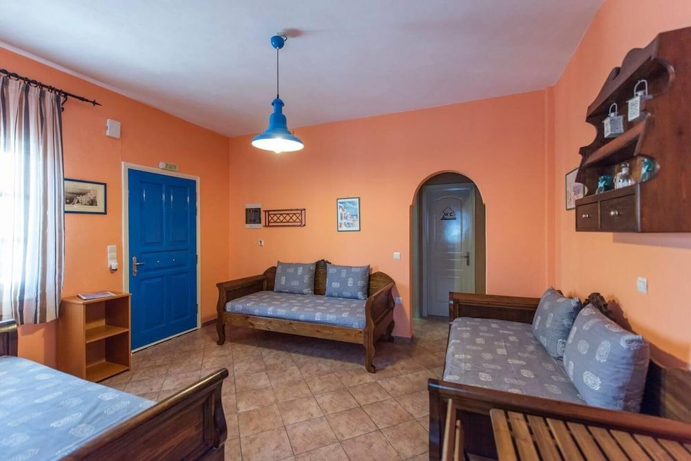 Santorious Spacious Apartment Apartment 10