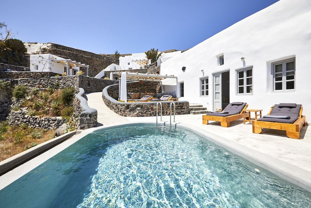 undefined El Verano Suites 3