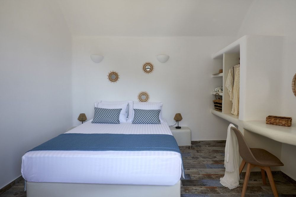 undefined El Verano Suites 9