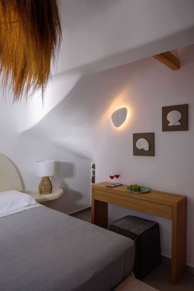 Acro Villa