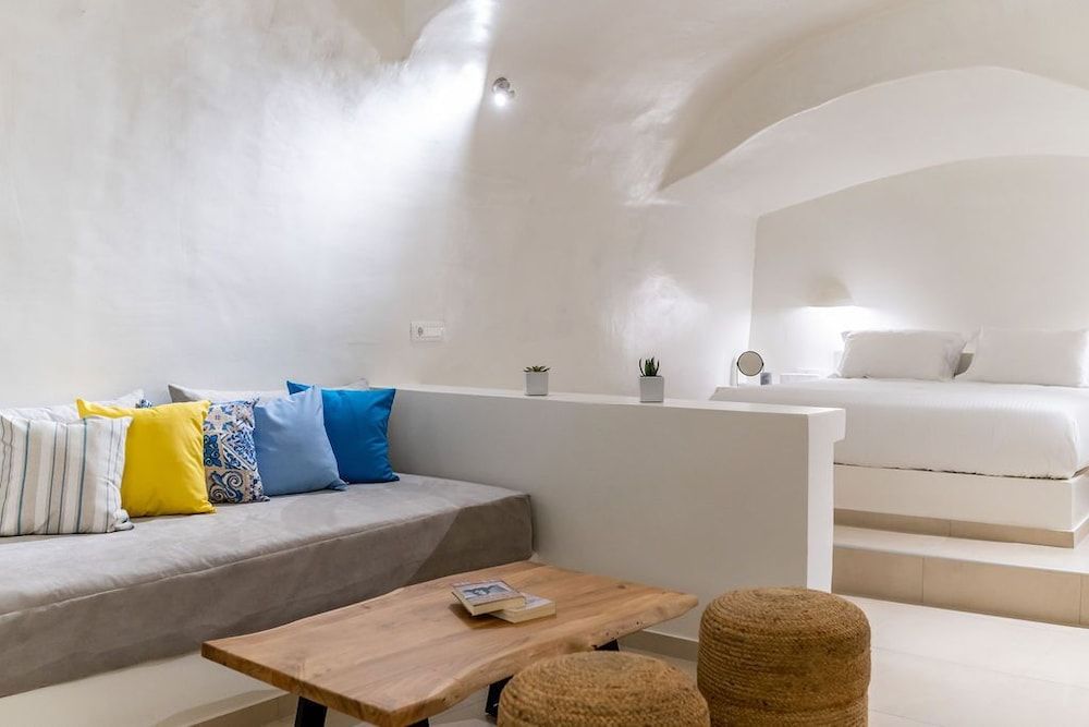 Afora Houses Executive Suite, Hot Tub 7