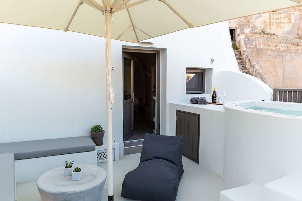 undefined Afora Houses