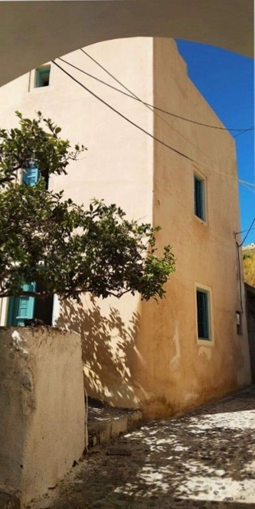 undefined Santorinio Yellow House 4
