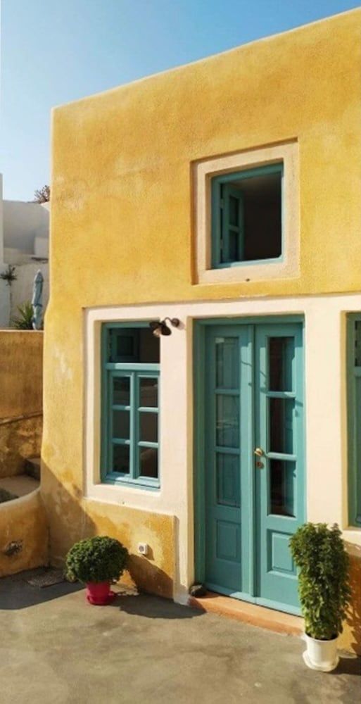 undefined Santorinio Yellow House 5