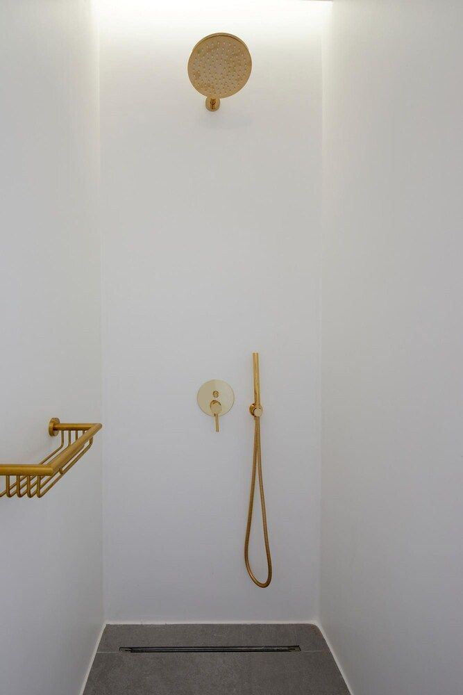 Kamini White I Villa Villa, Accessible 9