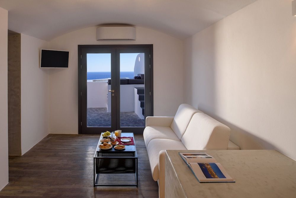 LF Suites & Villas Amorgos 13