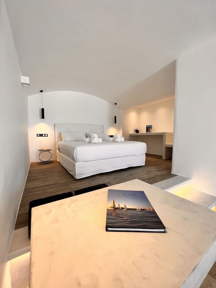 LF Suites & Villas Kallisti 3