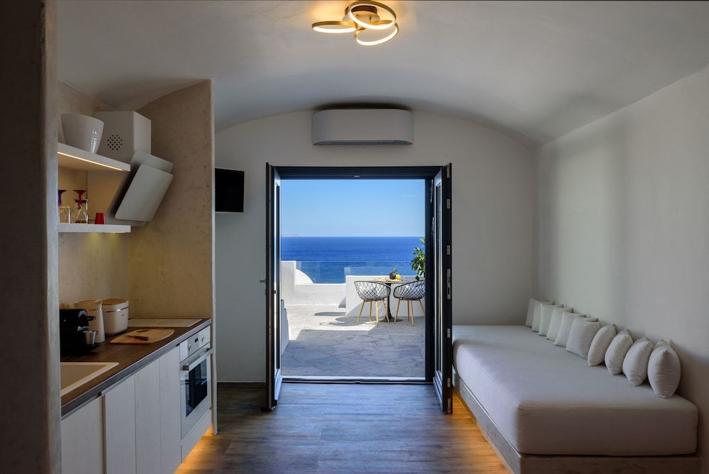 LF Suites & Villas Kallisti 10