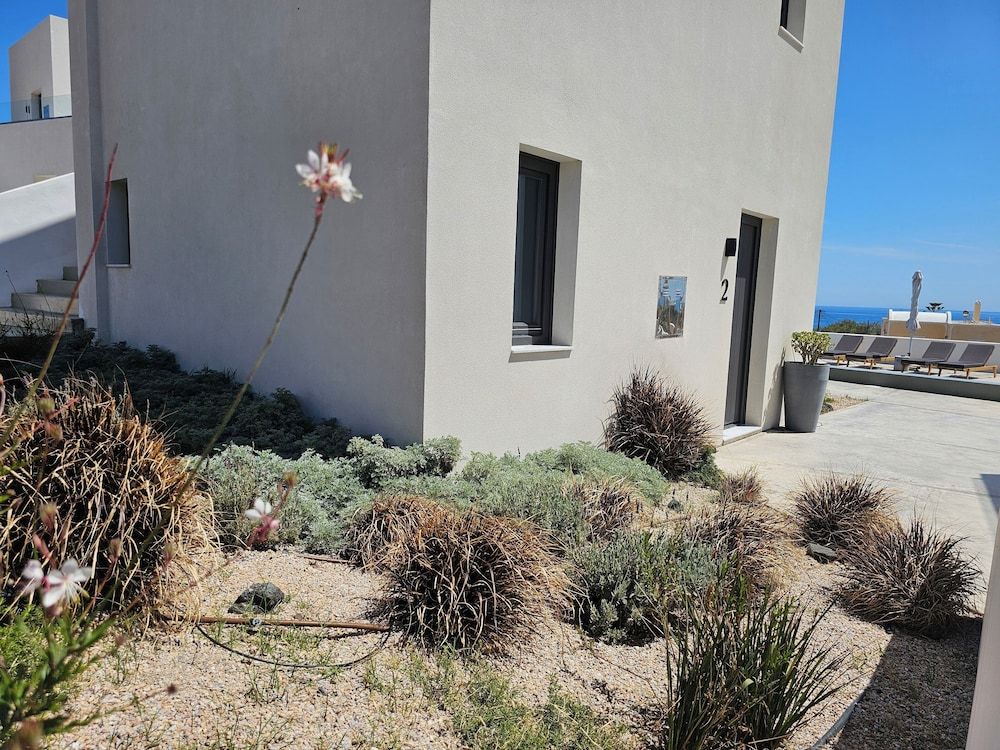 undefined myLithos Suites 7