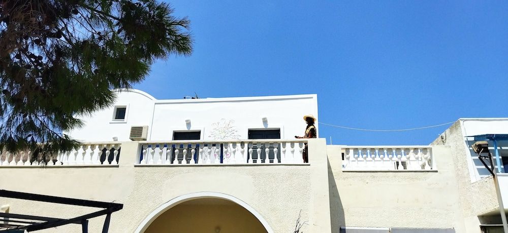 undefined Perissa Art Villa - Kitchen & Washing Machine 2