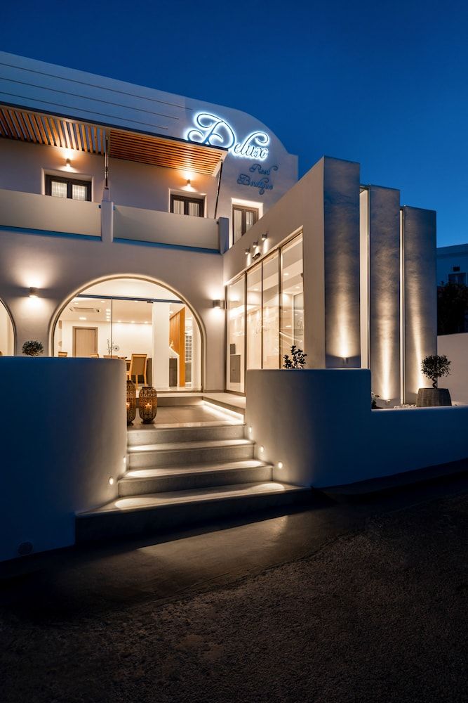 undefined Deluxe Suites Santorini 10
