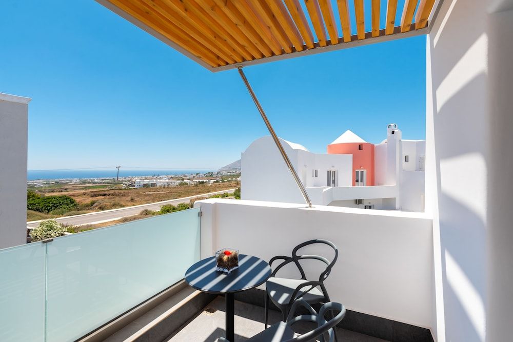 Deluxe Suites Santorini Executive Room, Sea View 7