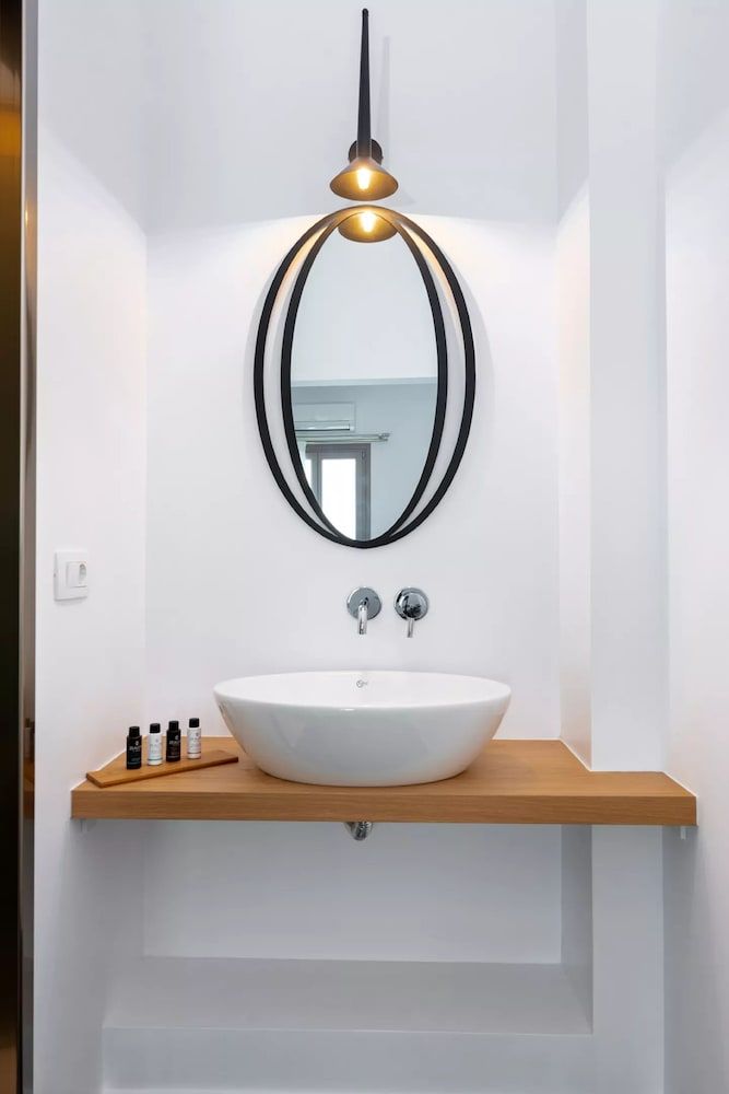 Deluxe Suites Santorini Executive Room, Sea View 10