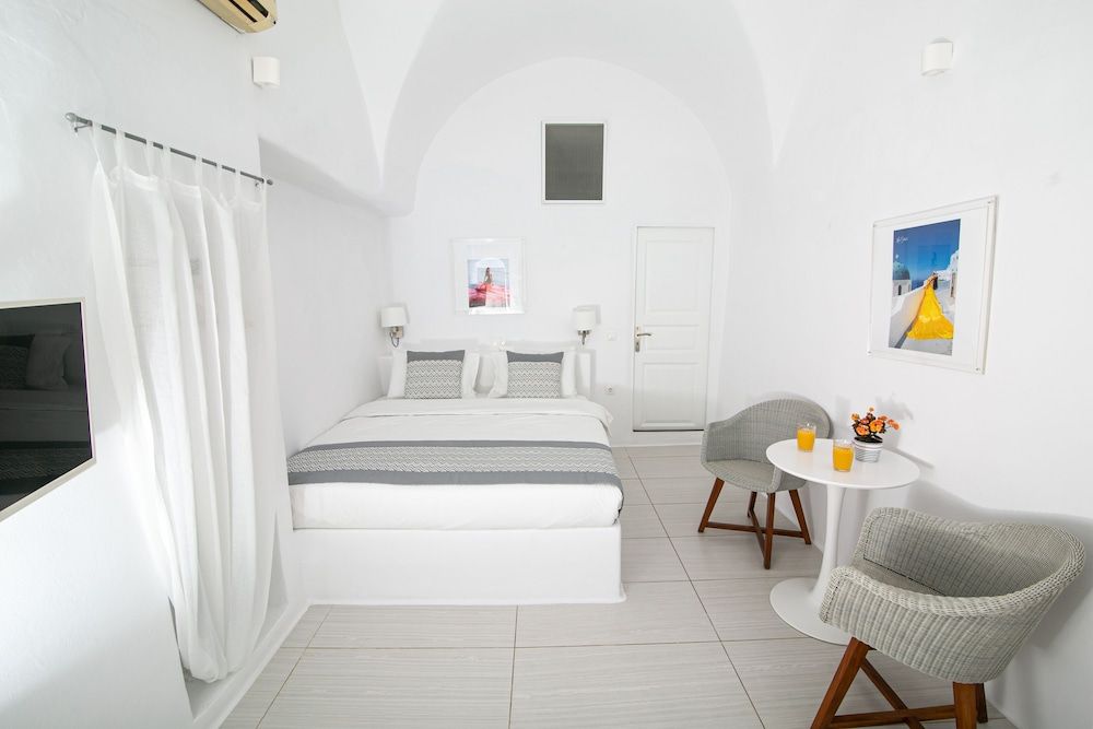 undefined Vogue Suites