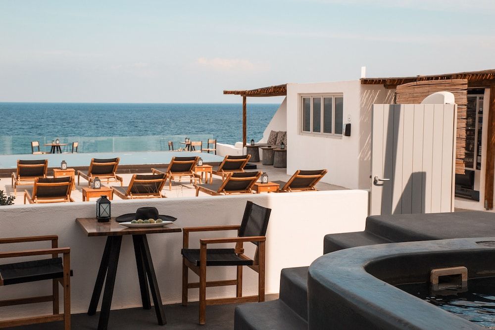 undefined Almyra Oia Suites 4