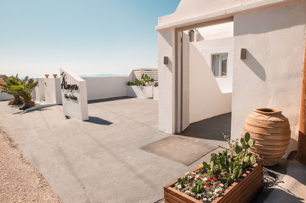 undefined Almyra Oia Suites 10