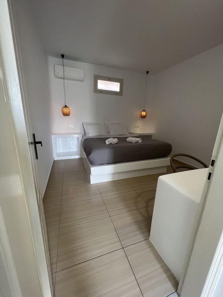 undefined Black Rock villas 10